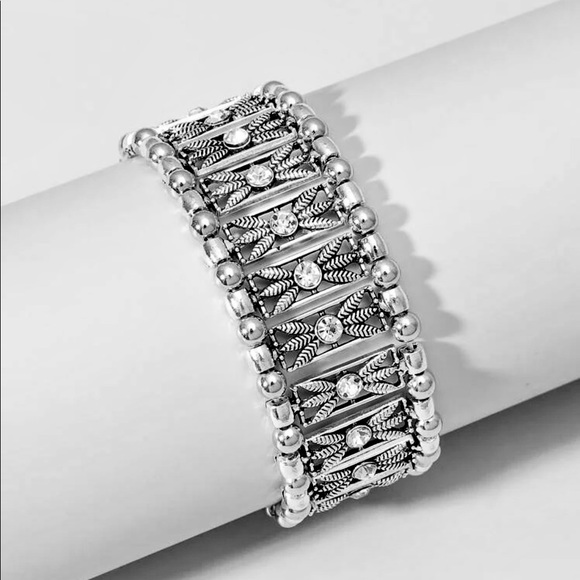 BRAND NEW Handcrafted Stainless Steel & Swarovski Crystal Stretch Cuff Bracelet - Picture 5 of 7